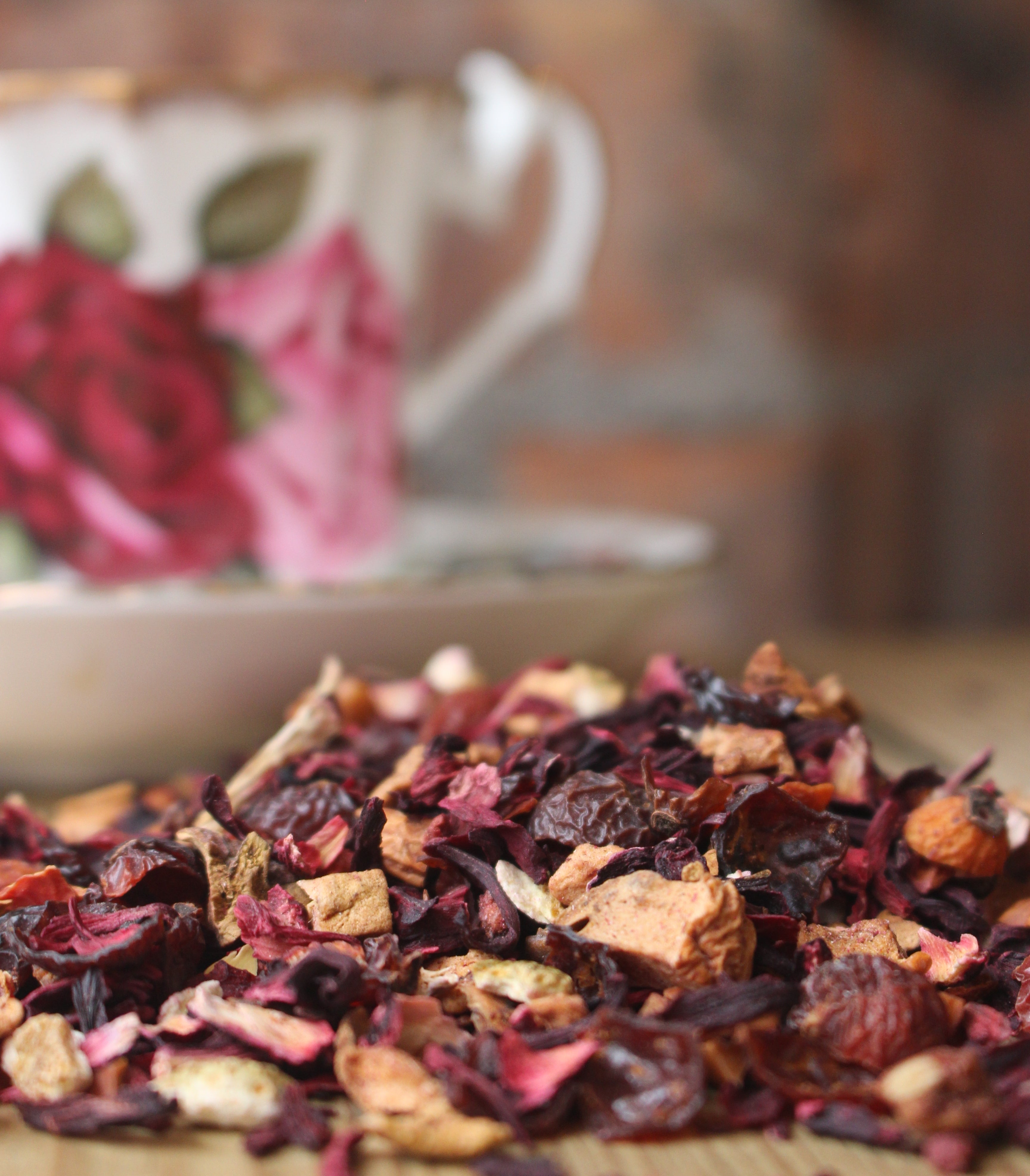 Loose Leaf Red Berry Tea – Rococo Coffee House